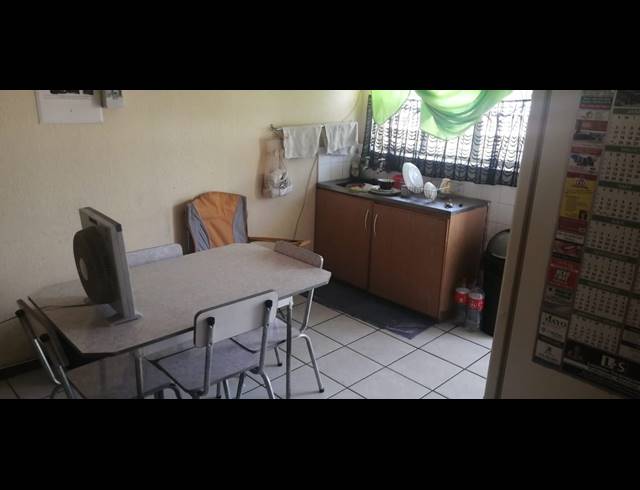 2 BEDROOM FLAT SOLD IN ELANDSHEUWEL